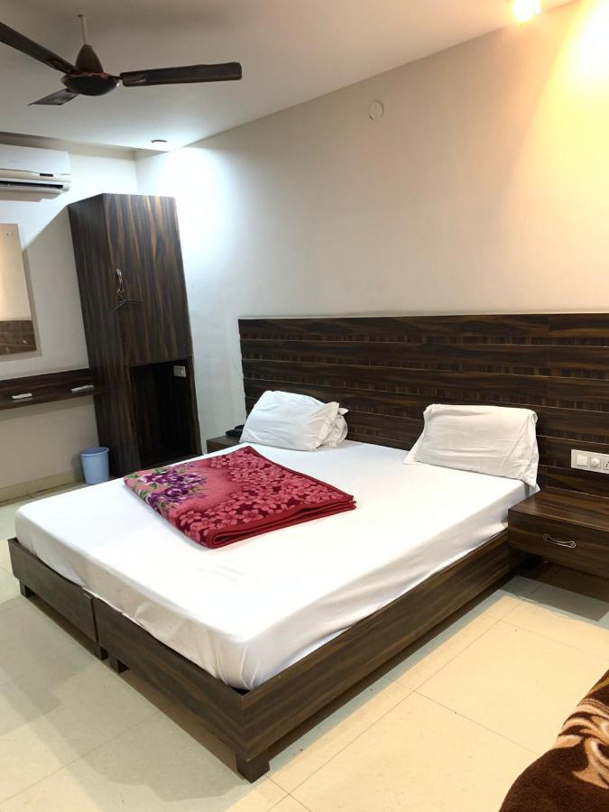 Hotel Sukhman Residency Amritsar Zewnętrze zdjęcie