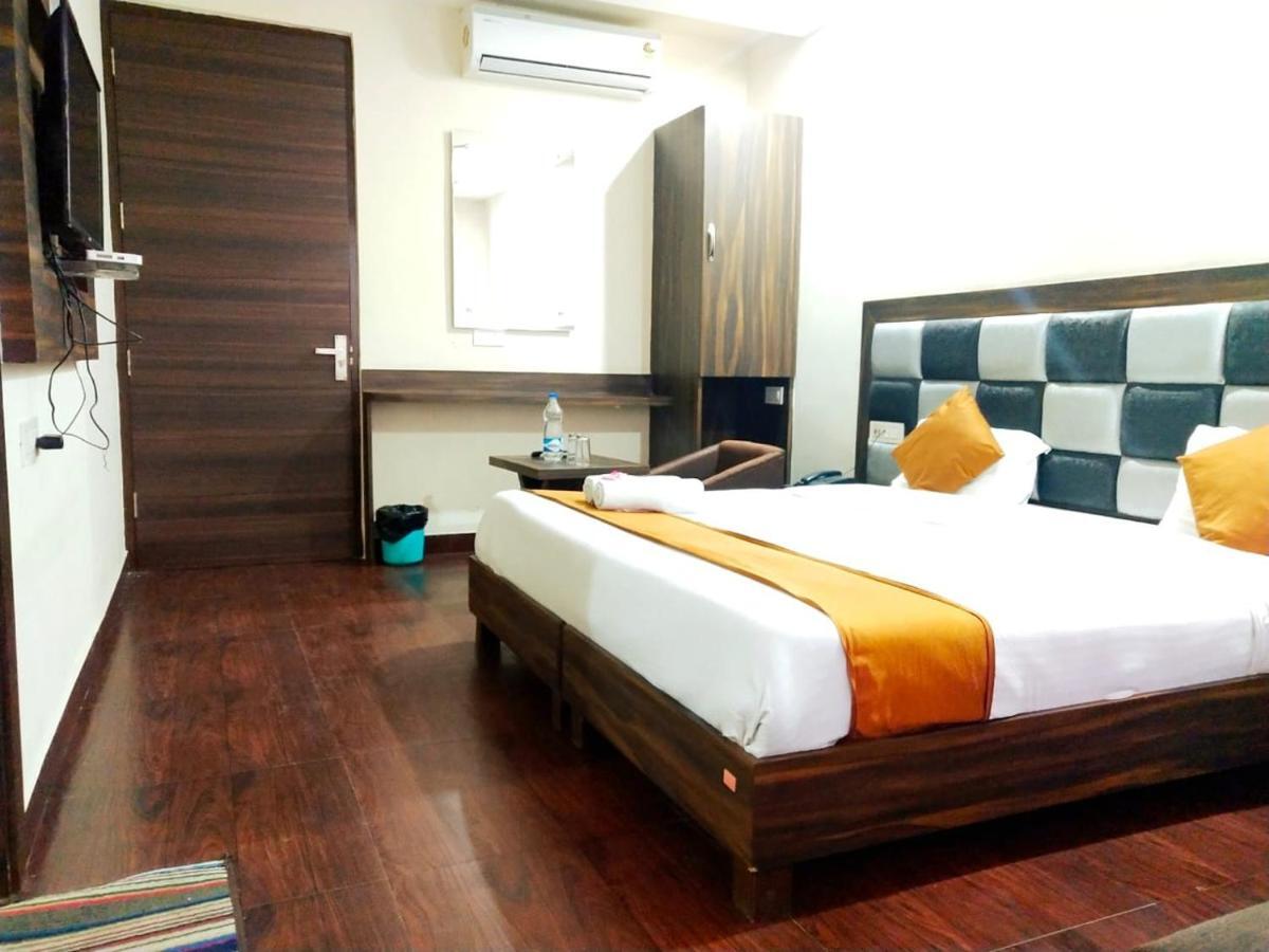 Hotel Sukhman Residency Amritsar Zewnętrze zdjęcie